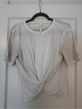 lululemon athletica Cream Short Sleeve Twist-Front Tee